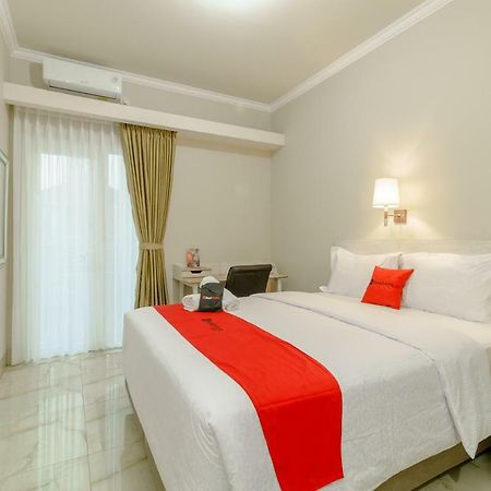 Reddoorz Near Taman Makam Pahlawan Cikutra Hotell Bandung Eksteriør bilde